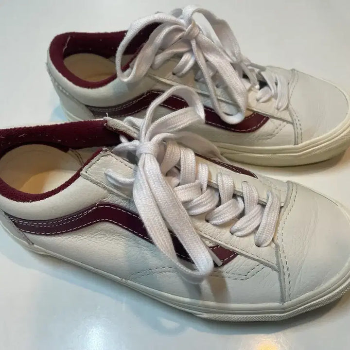 [BUNJANG] Vans Old Skool Leather Sneakers (220mm) / 반스 올드스쿨 레더 스니커즈 220
