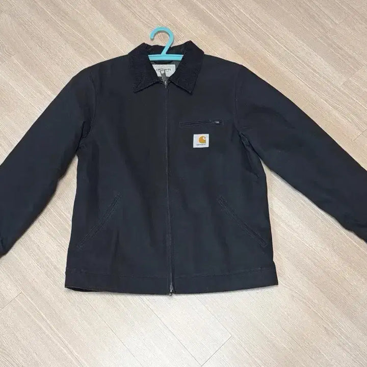 [SOLD OUT] 칼하트 WIP OG 디트로이트 자켓 블랙 에이지드 캔버스