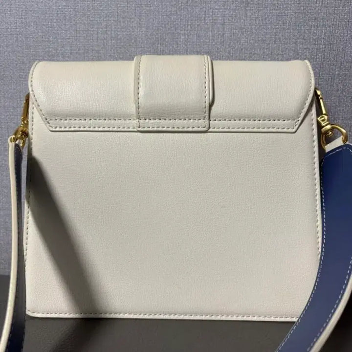 [BUNJANG] Carlin Shoulder Bag / 칼린 가방