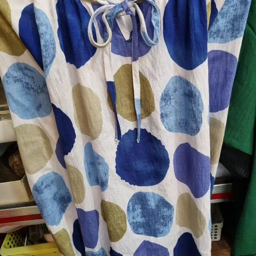 [SOLD OUT] 땡땡이 패턴 여성 블라우스 M사이즈