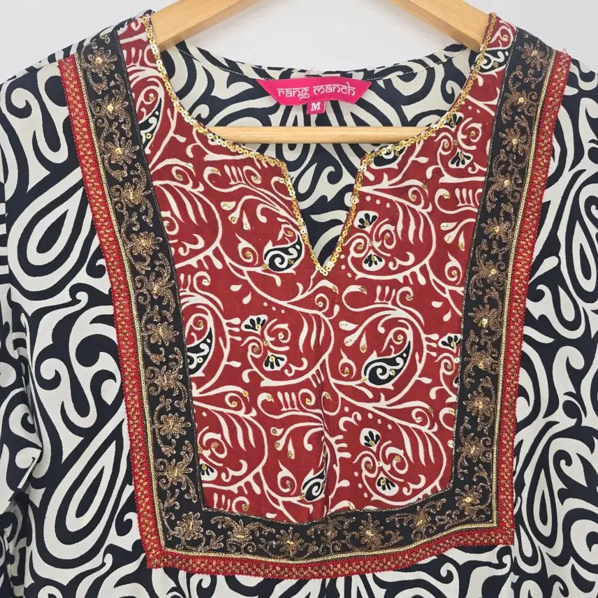 [BUNJANG] Imported Indian Embroidered Long Blouse - Size M / 인도 수입 가슴 자수 포인트 롱 블라우스 M