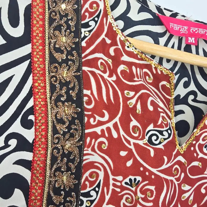 [BUNJANG] Imported Indian Embroidered Long Blouse - Size M / 인도 수입 가슴 자수 포인트 롱 블라우스 M