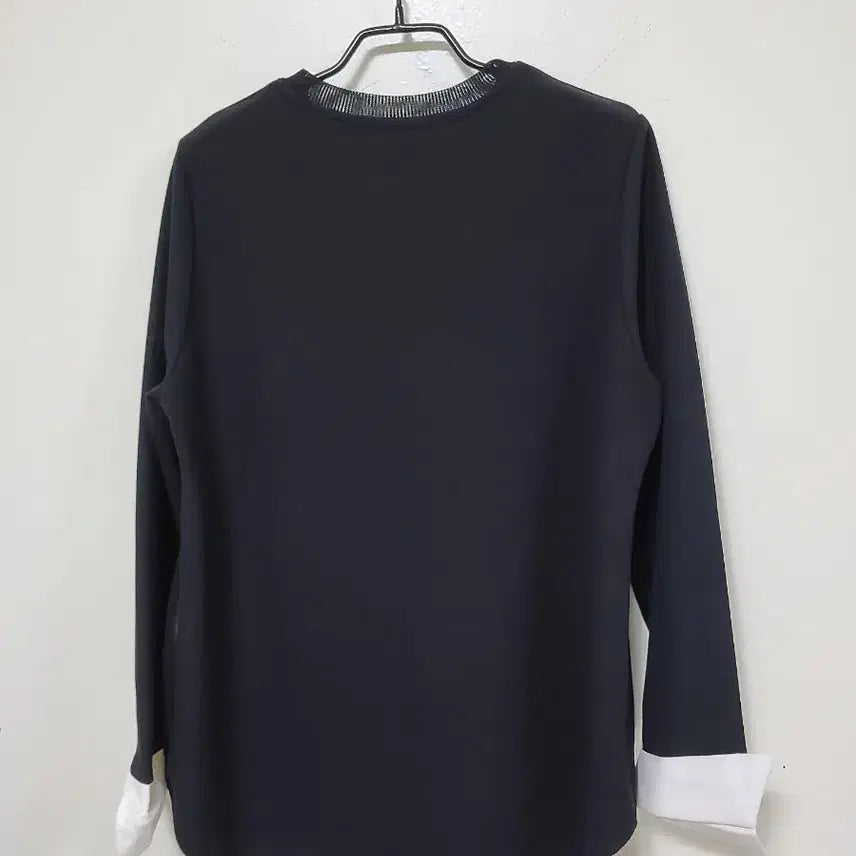 [BUNJANG] SJWAWI Layered Long Sleeve T-shirt / SJWAWI 블랙 레이어드 티셔츠.260427
