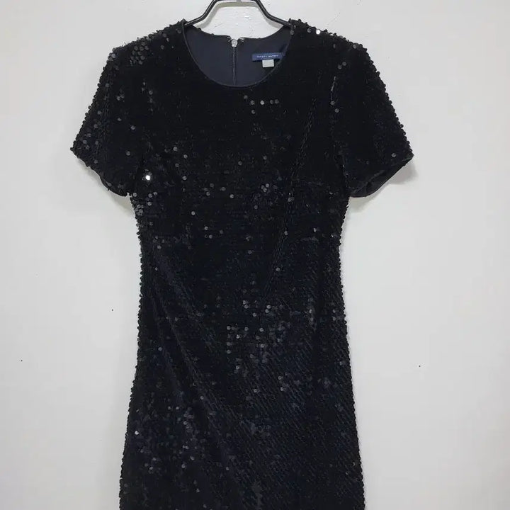 [BUNJANG] Tommy Hilfiger Black Sequin Mini Dress / 타미힐피거 블랙 스팽글 미니 원피스.260427