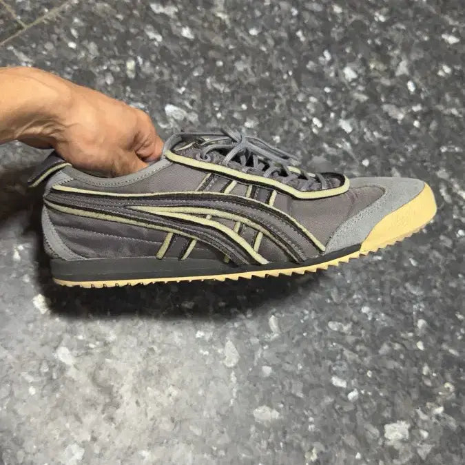 [BUNJANG] Onitsuka Tiger Mexico 66 SD Metropolis Sneakers / [250] 오니츠카 타이거 멕시코66 SD 메트로폴리스