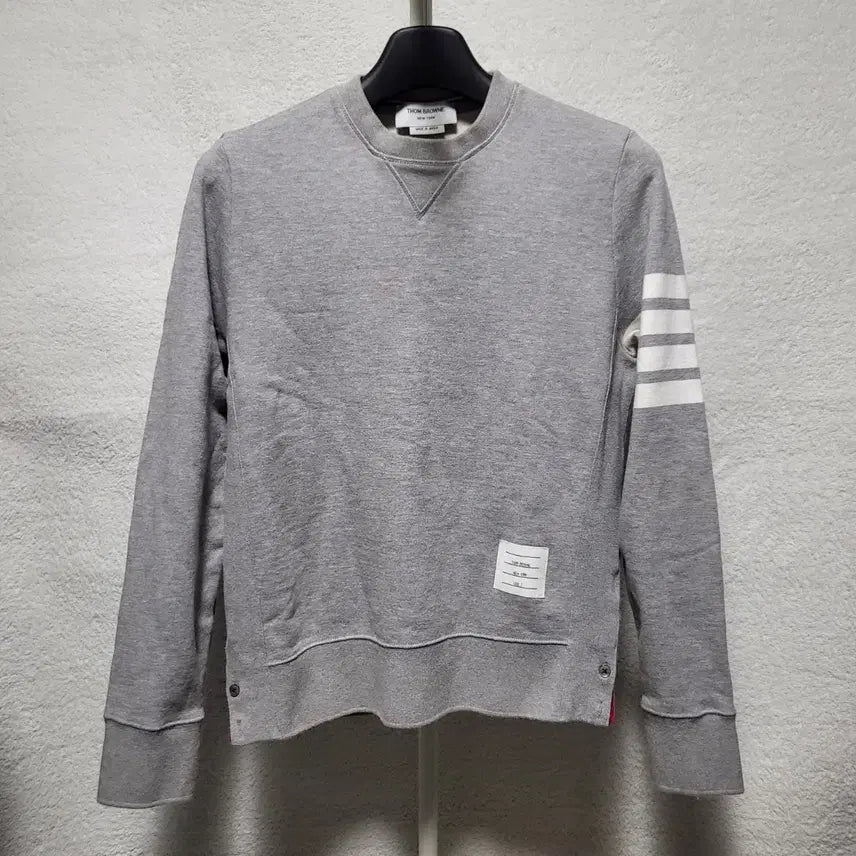 [BUNJANG] Thom Browne Diagonal Stripe Sweatshirt / [정품] 2 / 톰브라운 사선완장 맨투맨