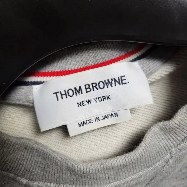 [BUNJANG] Thom Browne Diagonal Stripe Sweatshirt / [정품] 2 / 톰브라운 사선완장 맨투맨