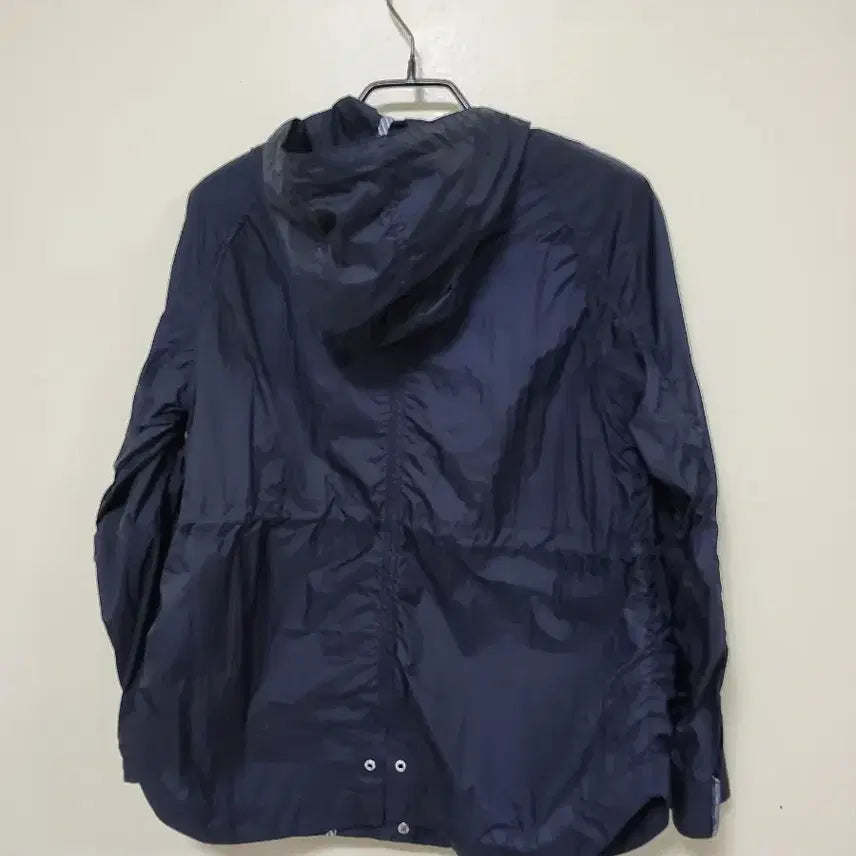[BUNJANG] Beanpole Navy Hooded Windbreaker Jacket / 빈폴 네이비 후드 바람막이 점퍼.260427