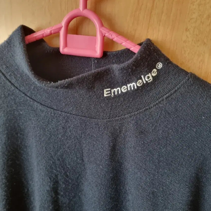 [BUNJANG] Mmlg Mock Neck Long Sleeve T-shirt Navy / Mmlg 모크넥 긴팔 티셔츠 네이비
