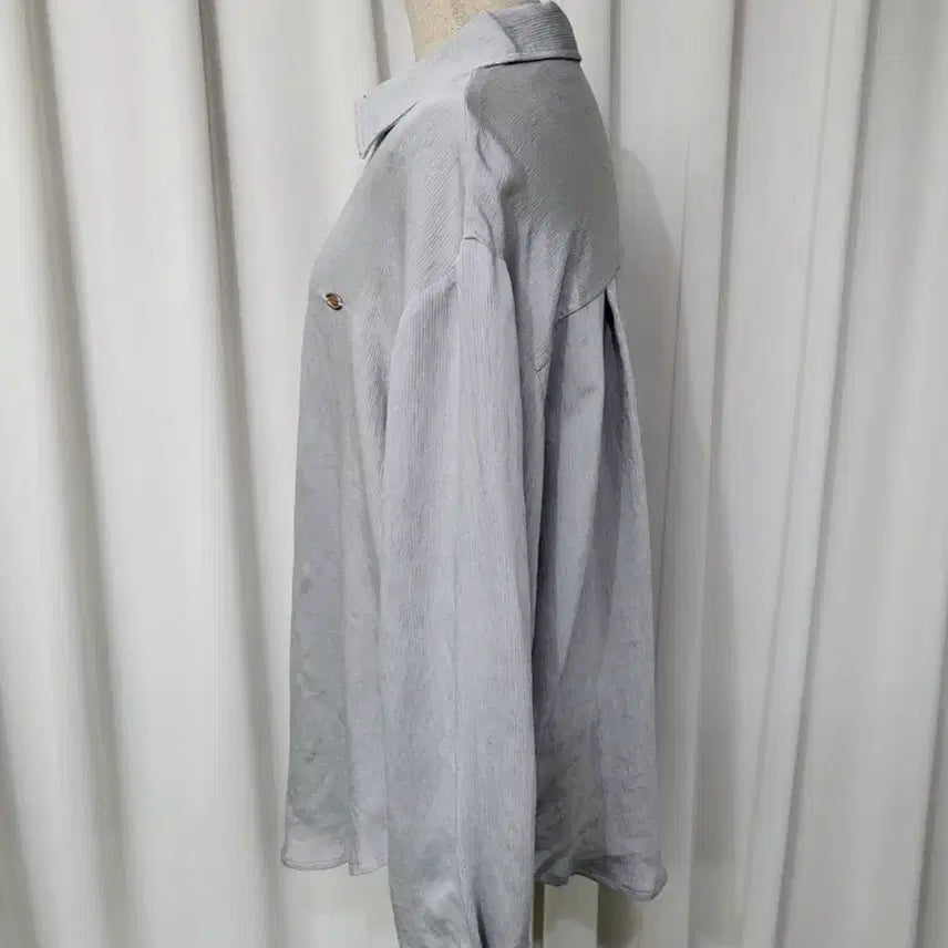 [BUNJANG] Silver &amp; Gray Pendant Shirt / 새제품  팬던트  실버&amp;그레이 셔츠