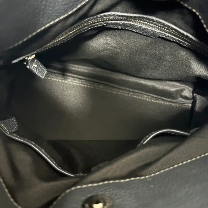[BUNJANG] Louis Quatorze Leather Shoulder Crossbody Bag / 루이까또즈 가죽 숄더 크로스백