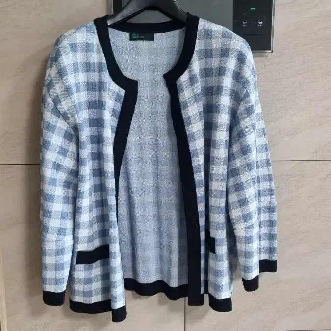[BUNJANG] Benetton Blue Check Cardigan / 베네통 블루 체크 가디건