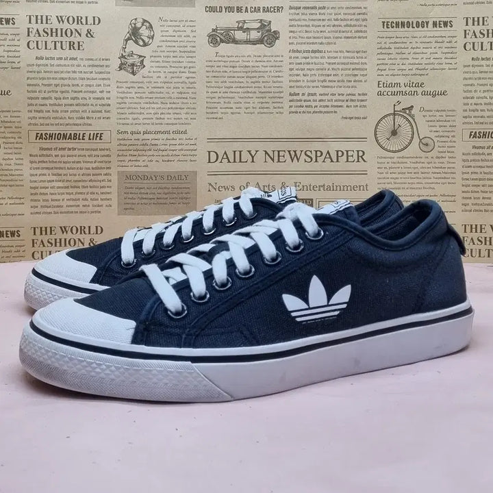 [BUNJANG] Adidas Nizza Trefoil Sneakers 255 / 아디다스 니짜 트레포일 스니커즈 255
