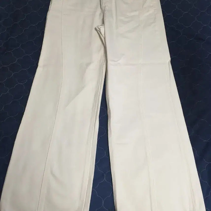 [BUNJANG] Ourdays Wavey Curved Wide Denim Pants (XL) / (새상품) 아워데이즈 웨이비 커브드 와이드 데님팬츠 (XL)