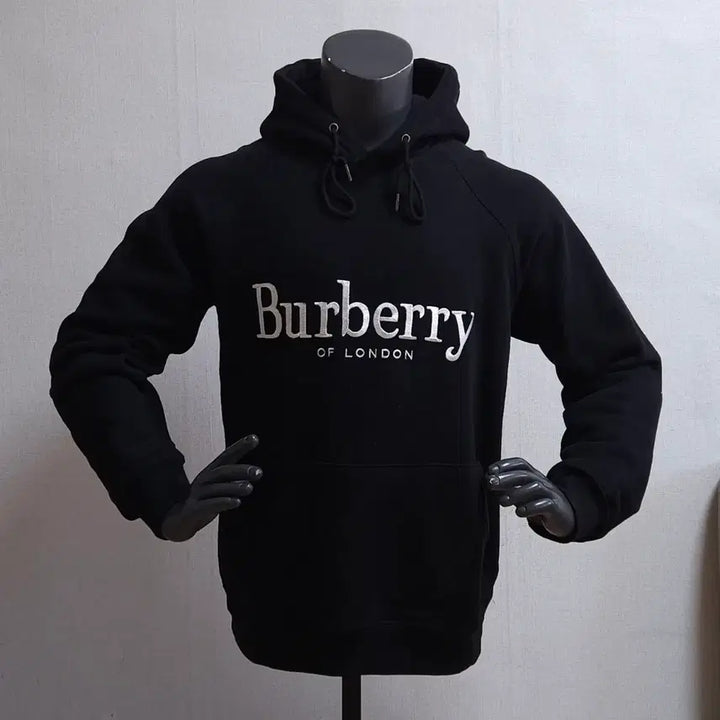 [SOLD OUT] 버버리 블랙 로고 후드티