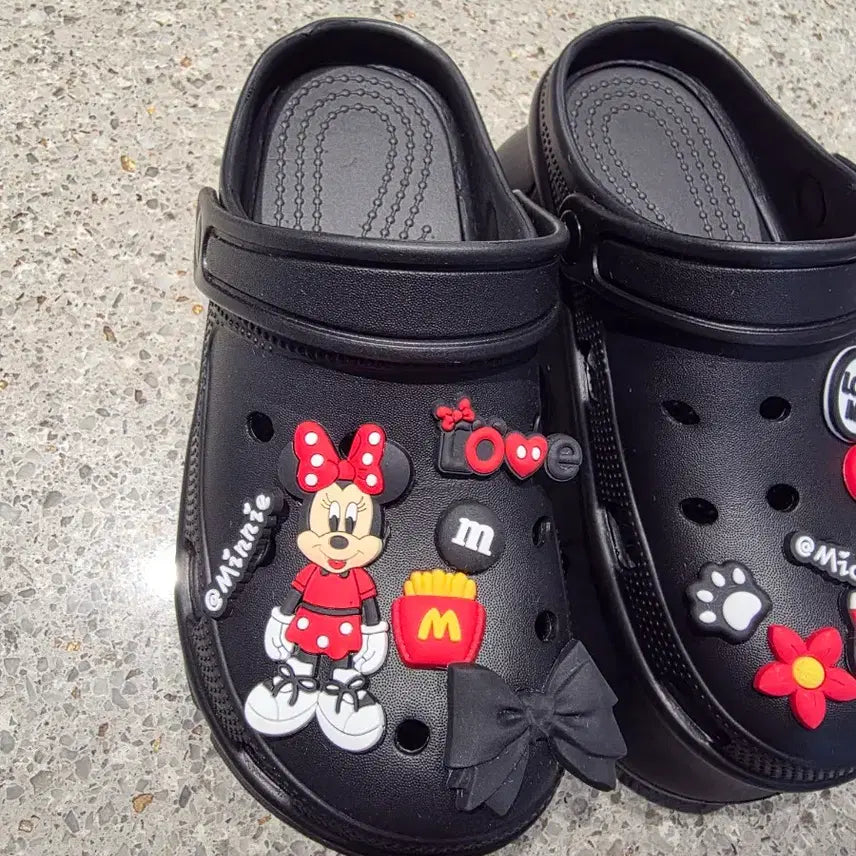 [BUNJANG] 7cm Elevated Black Crocs with Mickey Mouse Jibbitz / (새상품)7cm 키높이 크록스