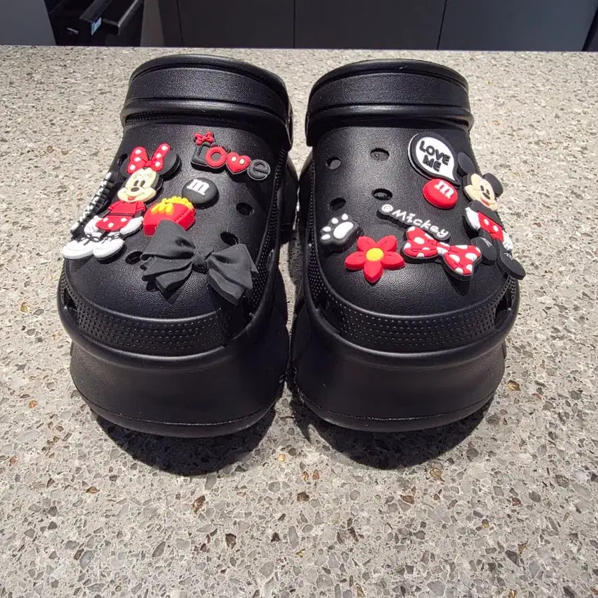 [BUNJANG] 7cm Elevated Black Crocs with Mickey Mouse Jibbitz / (새상품)7cm 키높이 크록스
