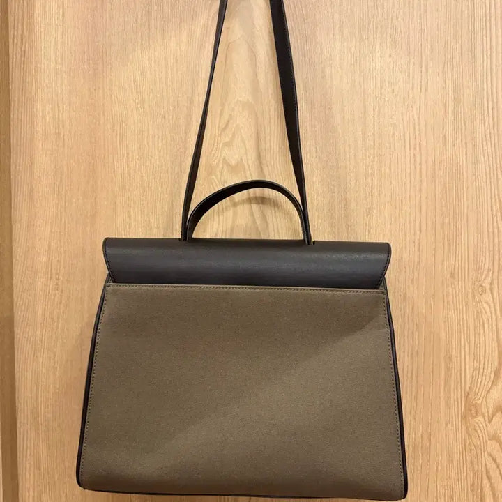 [BUNJANG] Atelier Vanessa Bruno Canvas Shoulder Bag / 아떼 바네사브루노캔버스숄더백