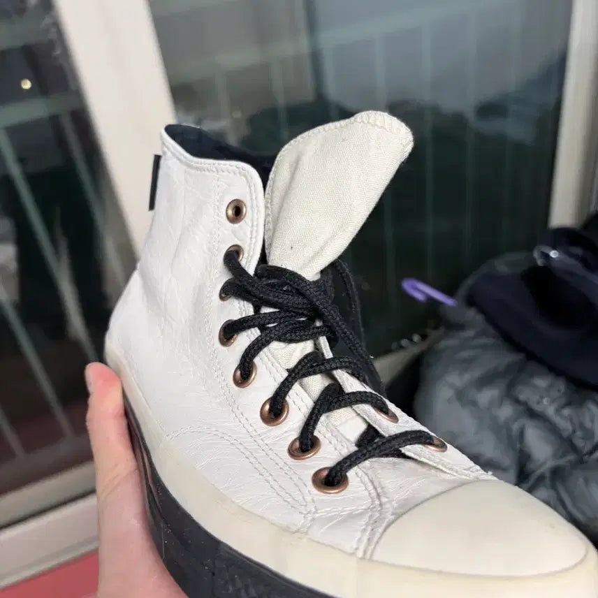 [BUNJANG] Converse Chuck Taylor Gore-Tex Sneakers / 척테일러 고어택스