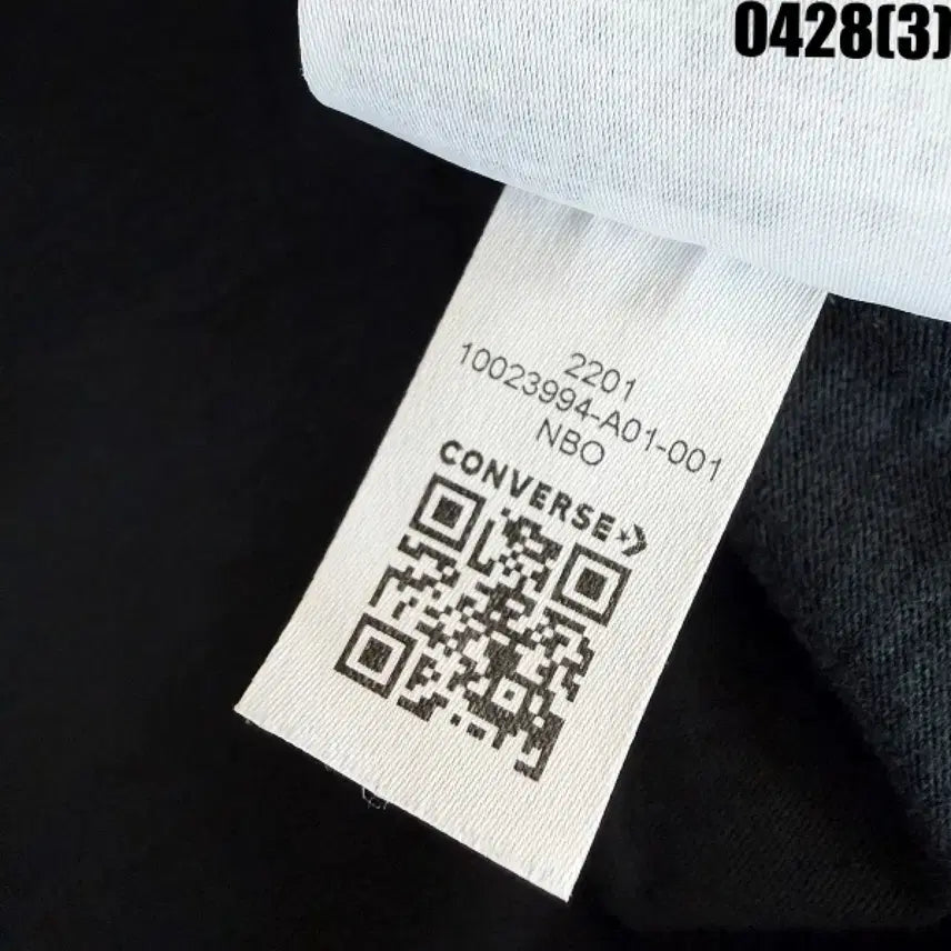 [BUNJANG] Converse Black Printed T-shirt (Size 95) / 컨버스 블랙 반팔 티셔츠 프린팅  95 0428(3)