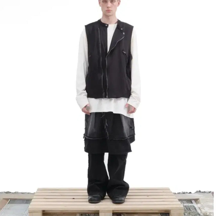 [BUNJANG] Ecrason Wave Rider Vest [Black] / 에크라손 베스트 WAVE RIDER VEST [BLACK]