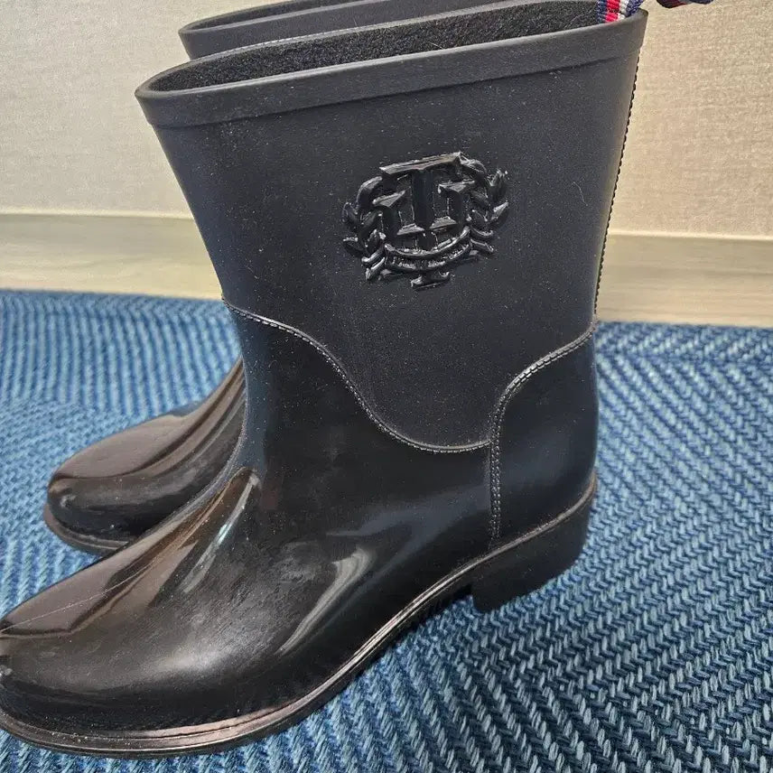 [BUNJANG] Tommy Hilfiger Rain Boots / 타미힐피거 블랙 레인부츠 6M (230)