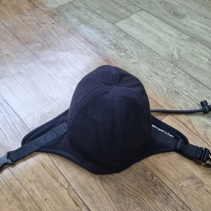 [BUNJANG] LMC Fleece Earflap Cap / LMC 후리스 이어플랩 캡