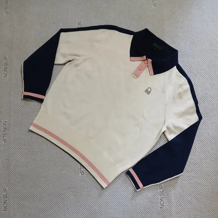 [BUNJANG] Benetton Colorblock Knit Sweater / 베네통 화이트/네이비 배색 니트