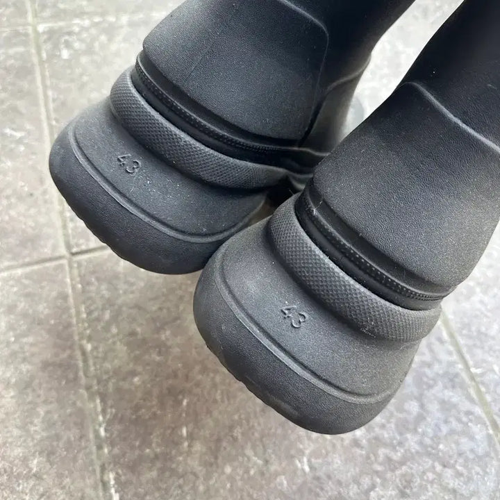 [BUNJANG] Balenciaga Crocs Black Rubber Boots / 발렌시아가 크록스 블랙 러버 장화 부츠