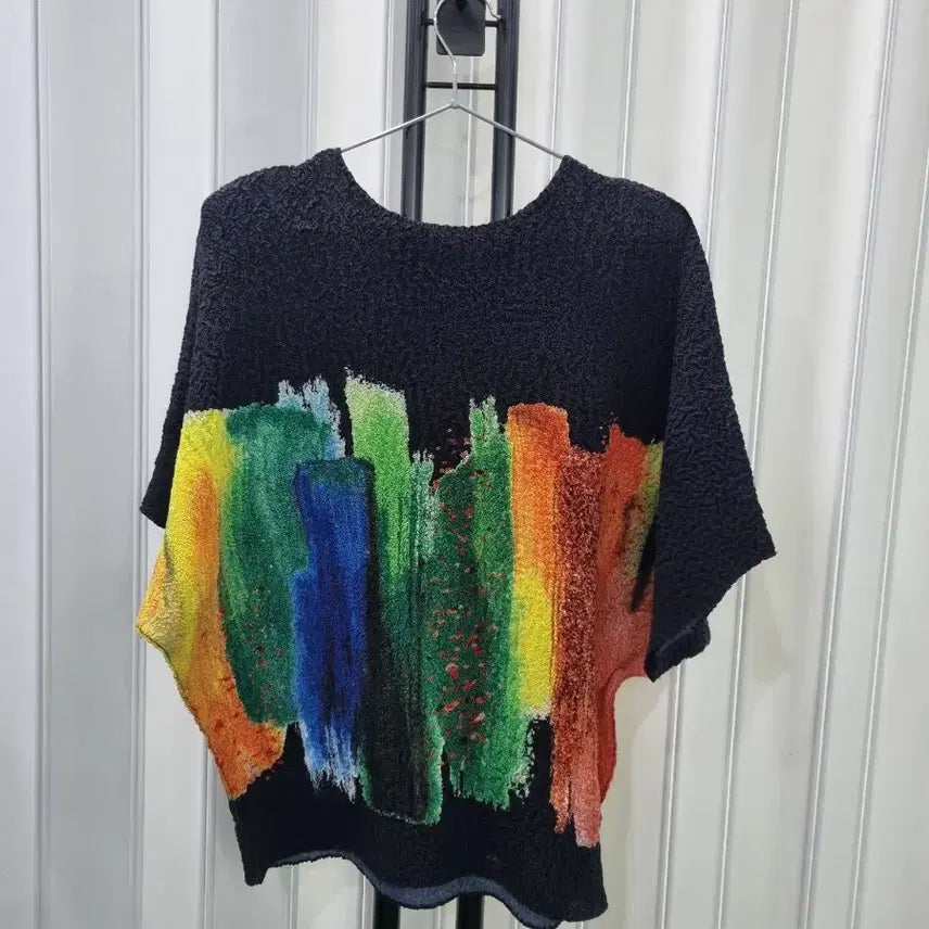 [BUNJANG] Colorful Printed Short-Sleeve T-Shirt / 컬러풀 프린팅 반팔 티셔츠
