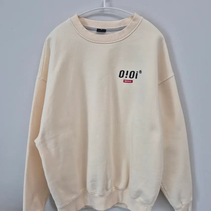 [BUNJANG] OIOI Unisex Cream Sweatshirt / OIOI(오아이오아이) 공용 맨투맨 Free 크림