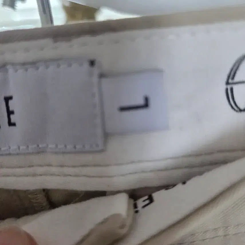 [BUNJANG] Suare Semi-Wide Chino Pants / 수아레 세미와이드 치노 베이지 팝니다