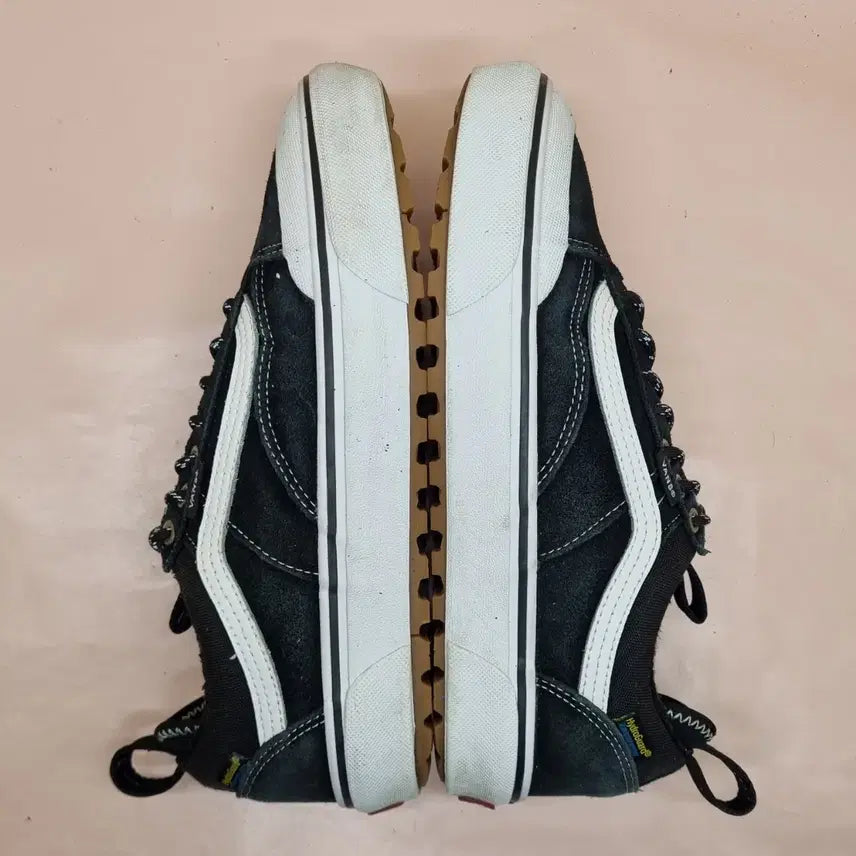[BUNJANG] Vans Old Skool MTE Waterproof Sneakers (Men) 260 / 반스 MTE 올드스쿨 워터프루프 남성 스니커즈 260