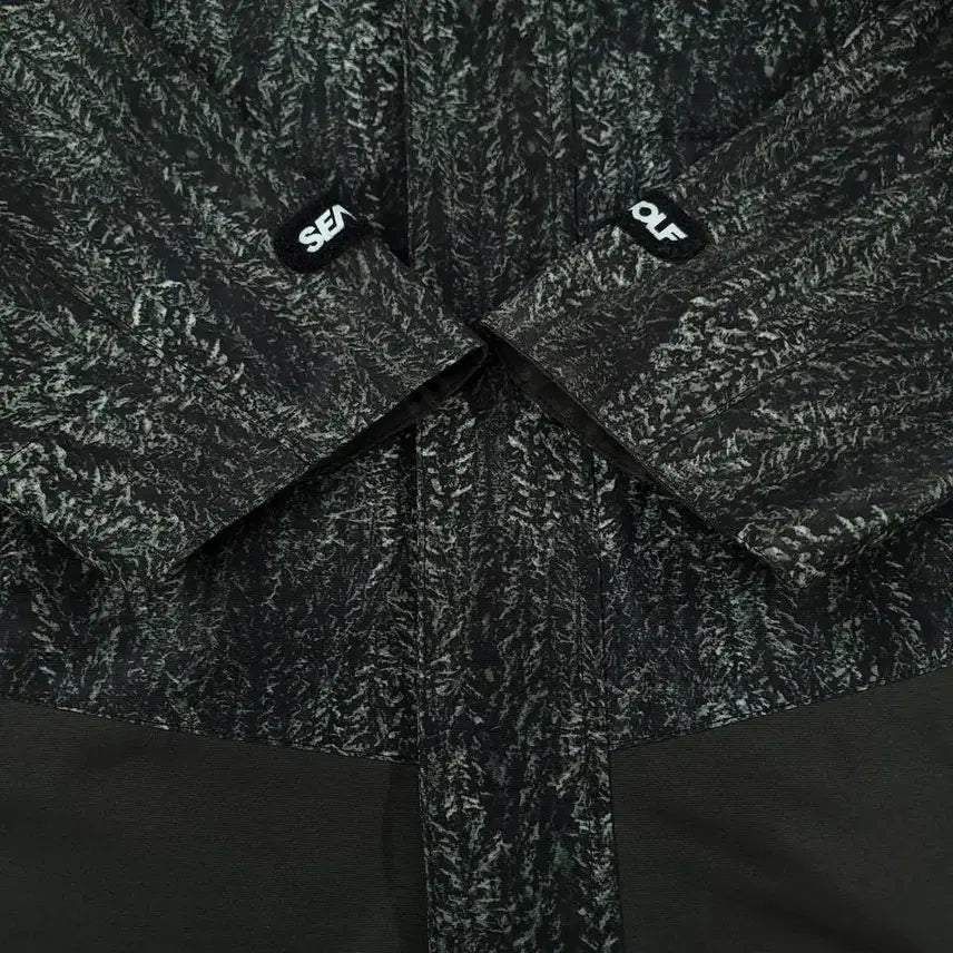 [BUNJANG] SEAWOLF Marine Black Green Realtree Camo Logo Patch Gore Jacket / SEAWOLF 시울프 마린 블랙 그린 리얼트리패턴 위장 로고 암패치 고어
