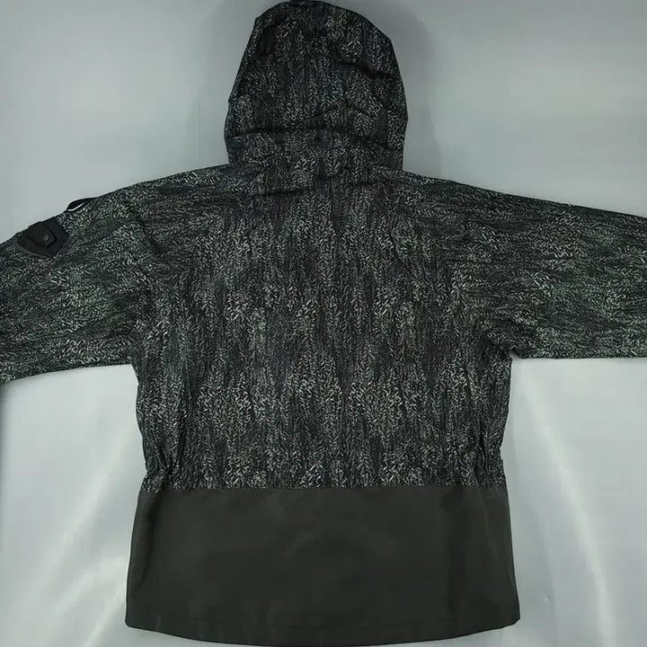 [BUNJANG] SEAWOLF Marine Black Green Realtree Camo Logo Patch Gore Jacket / SEAWOLF 시울프 마린 블랙 그린 리얼트리패턴 위장 로고 암패치 고어