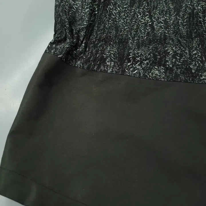 [BUNJANG] SEAWOLF Marine Black Green Realtree Camo Logo Patch Gore Jacket / SEAWOLF 시울프 마린 블랙 그린 리얼트리패턴 위장 로고 암패치 고어
