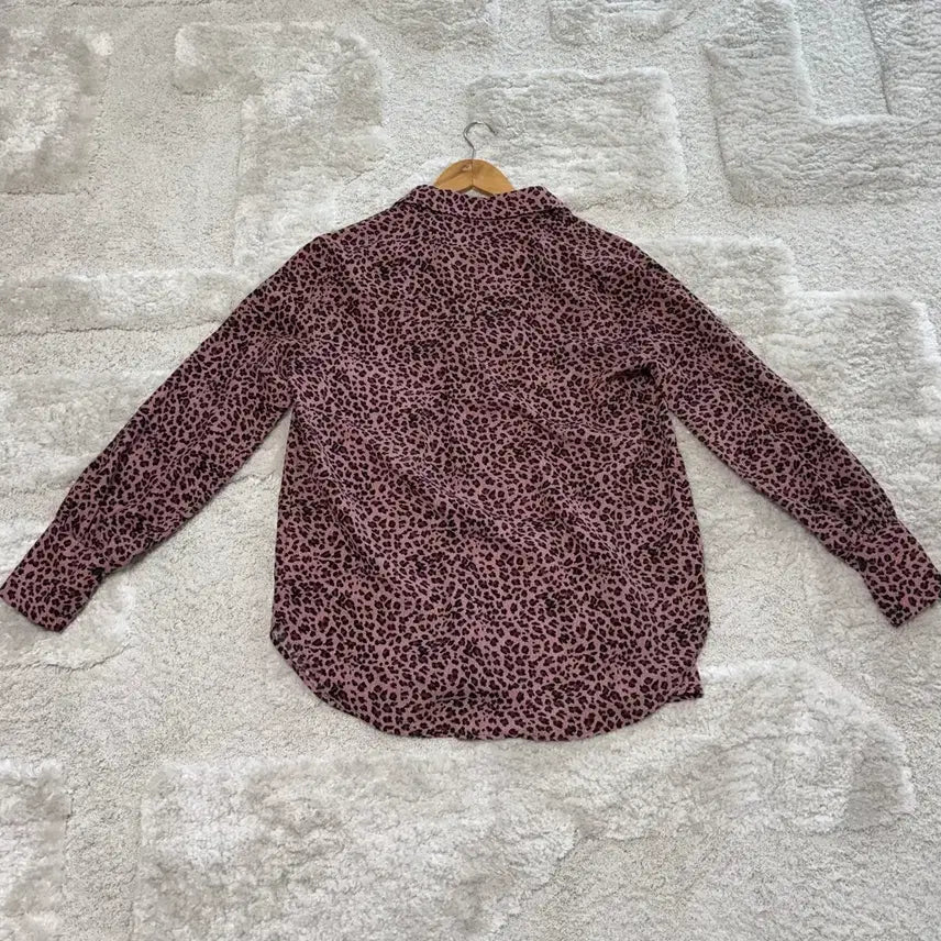 [BUNJANG] Roem Leopard Blouse / 로엠 레오파드 블라우스