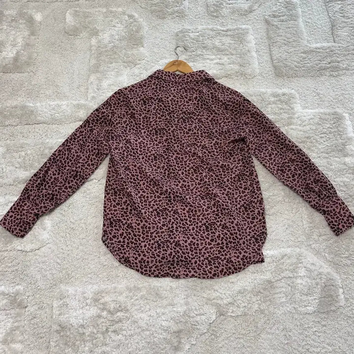 [BUNJANG] Roem Leopard Blouse / 로엠 레오파드 블라우스