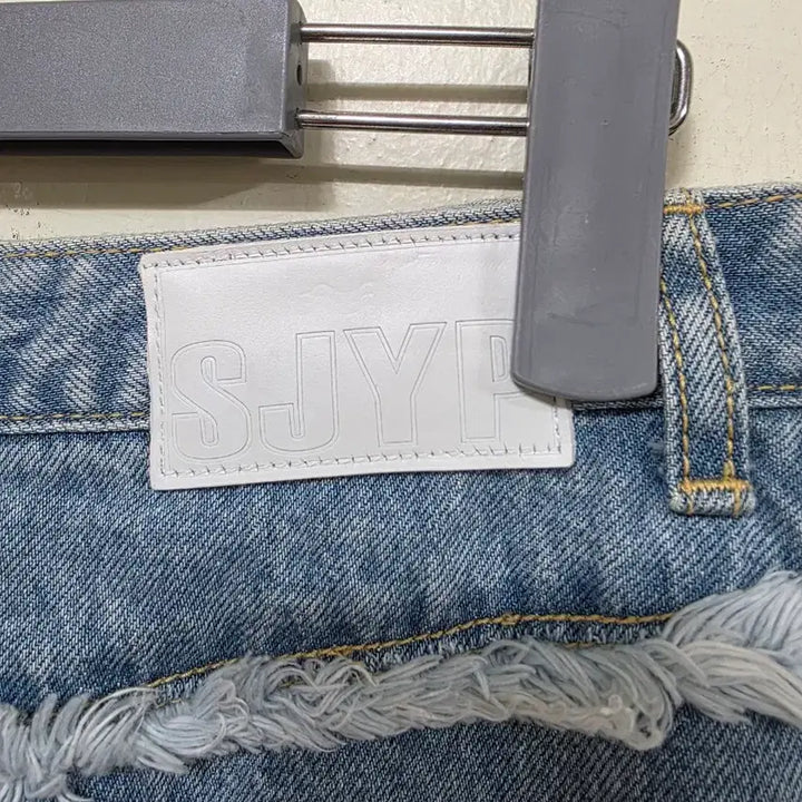 [BUNJANG] SJYP Denim Mini Skirt / SJYP 데님 미니스커트.260425
