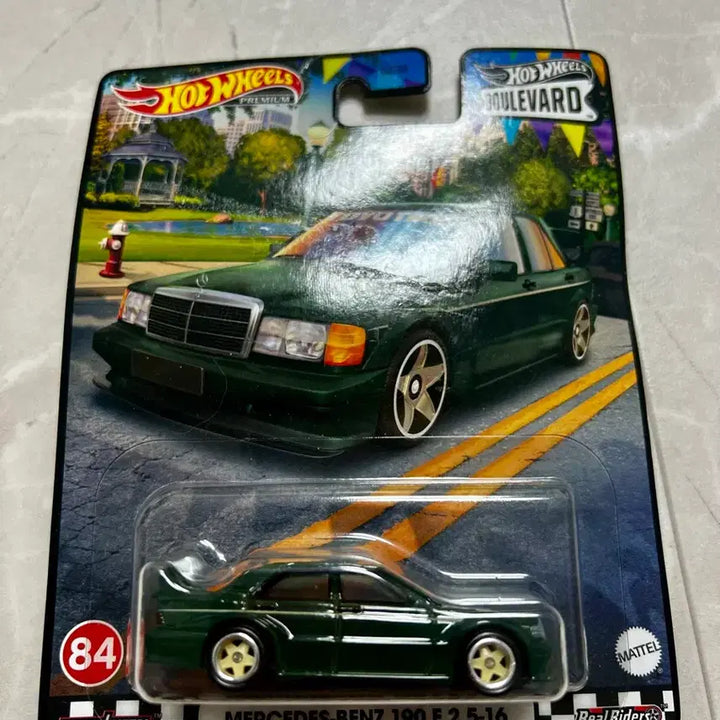 [BUNJANG] Hot Wheels Premium Mercedes-Benz 190E Diecast Car / 핫휠 프리미엄 벤츠190e 판매합니다