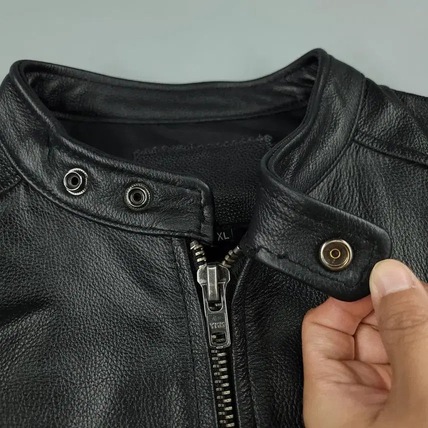 [BUNJANG] Vintage Leather Biker Jacket / 빈티지 블랙 체스트포켓 네크비조 사이드신치 소가죽 카우레더 바이커 라이더