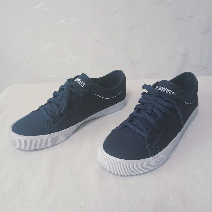 [SOLD OUT] (56) 케이스위스 스니커즈 250mm