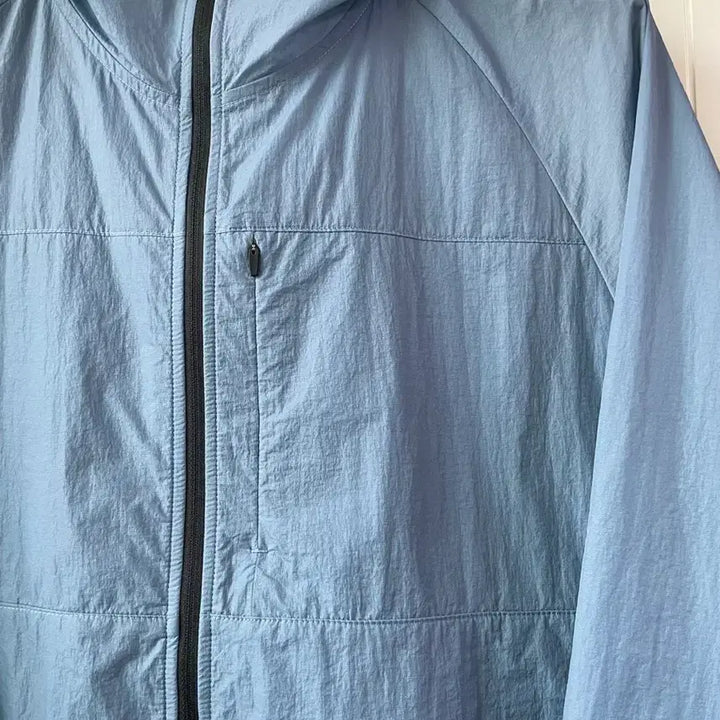[BUNJANG] Louis Vuitton Pocketable Light Nylon Jacket Windbreaker / [L]GU포켓터블 라이트 나일론 재킷 바람막이