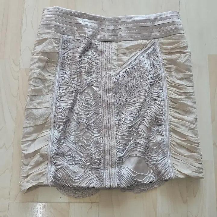[BUNJANG] Misha Beige Frill Mini Skirt / 미샤 베이지 프릴 미니스커트