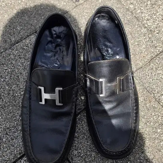 [BUNJANG] Hermès Black Leather Loafers H Buckle / 에르메스 블랙 가죽 로퍼 H 버클 장식