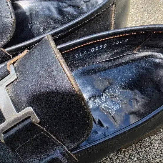 [BUNJANG] Hermès Black Leather Loafers H Buckle / 에르메스 블랙 가죽 로퍼 H 버클 장식