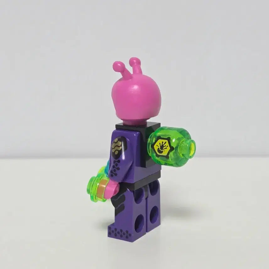 [BUNJANG] LEGO Minifigures Series 22 Space Creature 71032 / 레고 미니피규어 시리즈 22 스페이스 크리처 71032 우주 생물 외계인