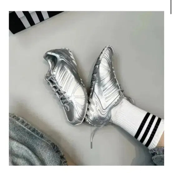 [BUNJANG] Adidas Ghost Sprint Silver Metallic Shoes (235mm) / 아디다스 고스트 스프린트 실버 메탈릭 235