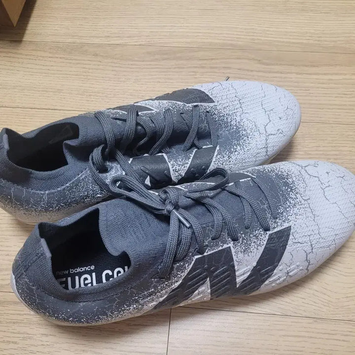 [BUNJANG] New Balance Tekela v4+ Pro Soccer Cleats / 뉴발란스 테켈라 v4+ 프로 팝니다
