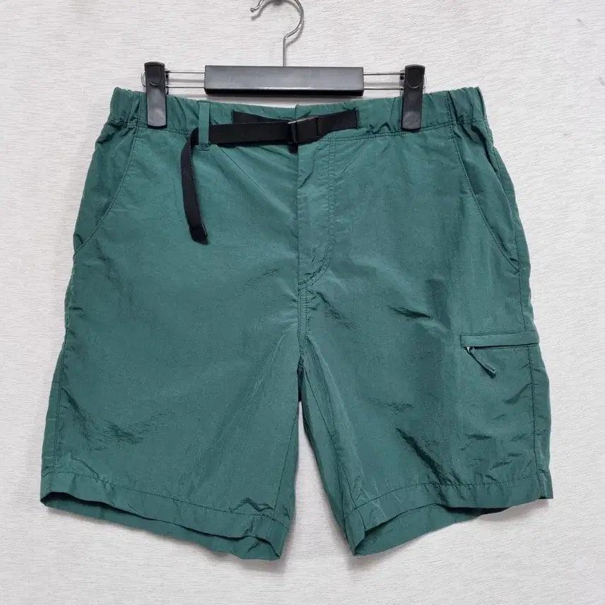 [BUNJANG] Uniqlo Nylon Cargo Shorts M / 유니클로 나일론 반바지 남31-32인치ㅡ0429